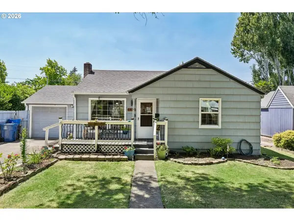 1915 23rd St Ne, Salem, OR 97301