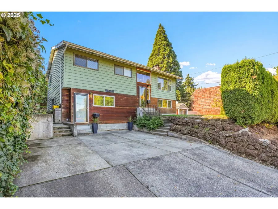 8325 SW Terwilliger Blvd, Portland, OR 97219 - #2