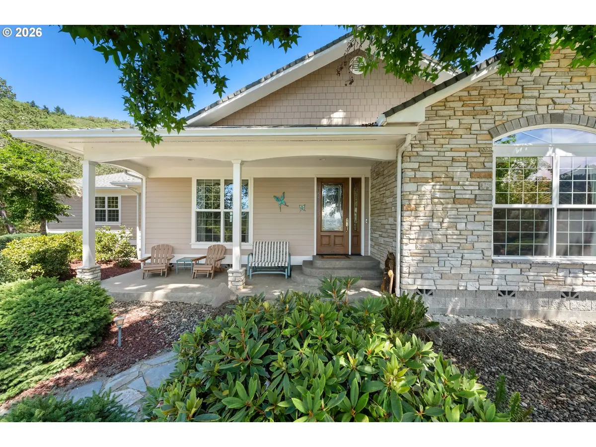 420 Cascara Ln, Roseburg, OR 97471 - #1