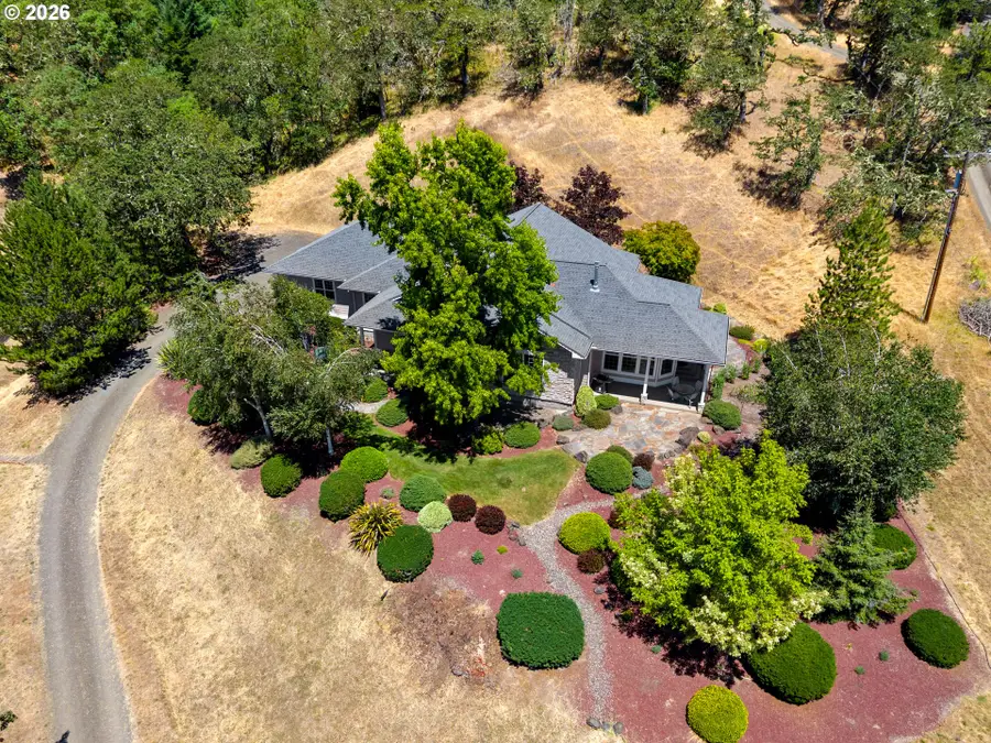 420 Cascara Ln, Roseburg, OR 97471 - #3