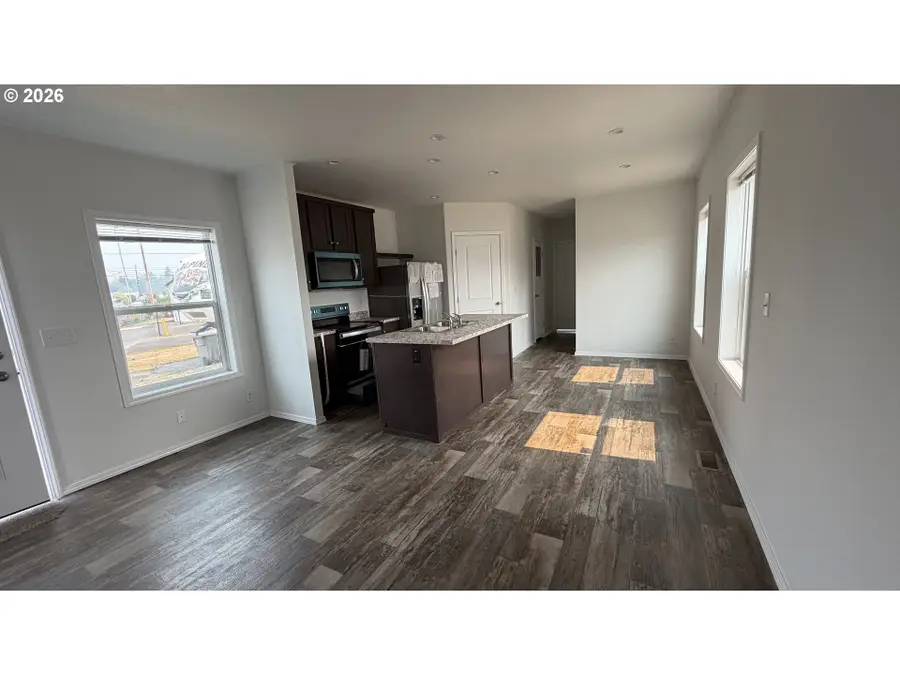 1523 SE 162nd Ave #32, Portland, OR 97233 - #2