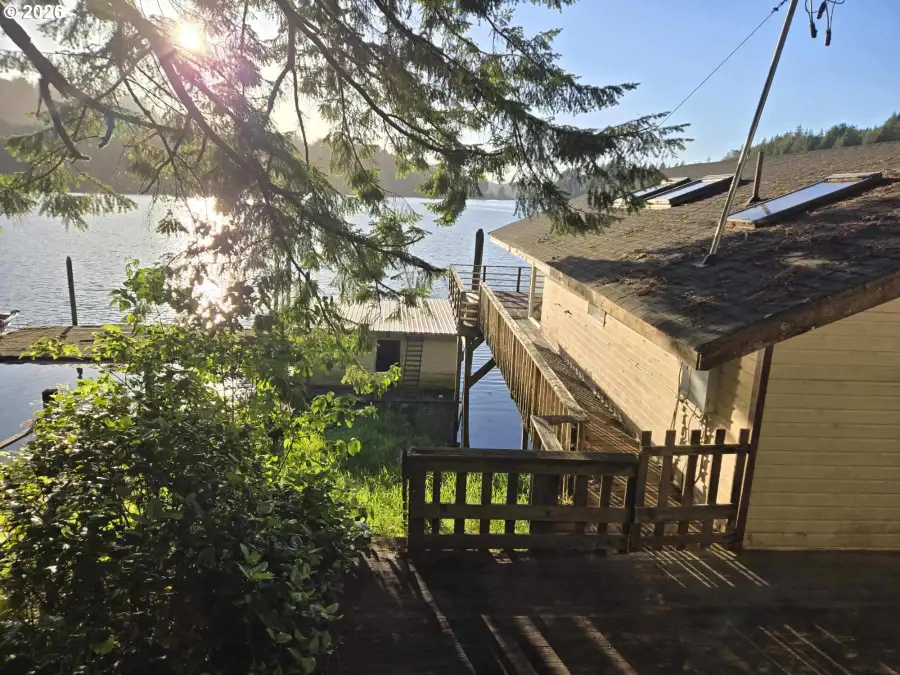 3708 S Tenmile Lk, Lakeside, OR 97449 - #3