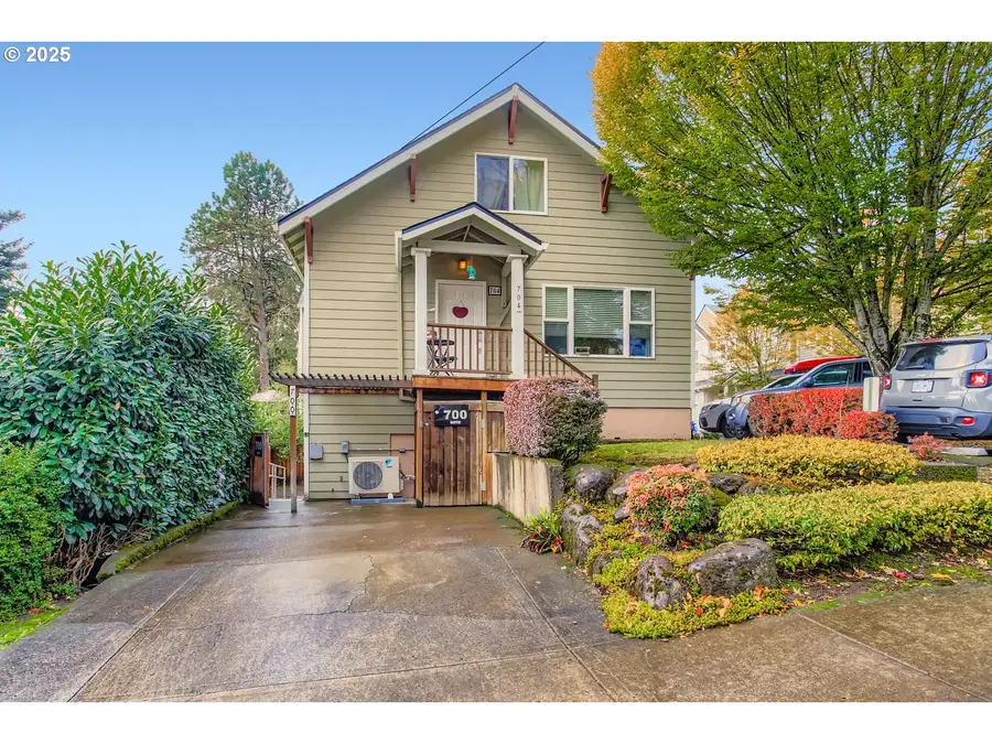 700 Barton Ave, Gladstone, OR 97027 - #2