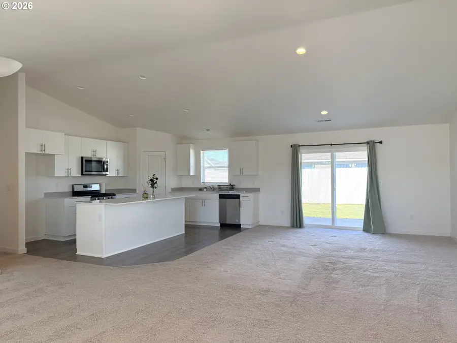 213 River Ridge Dr, Boardman, OR 97818 - #2