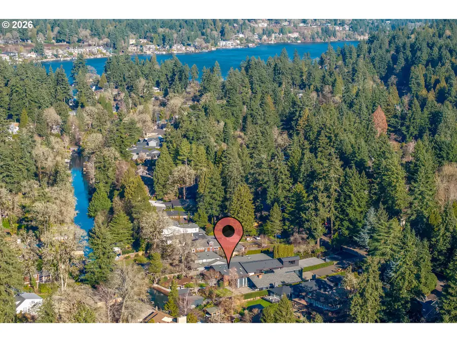 17763 Kelok Rd, Lake Oswego, OR 97034 - Image #2