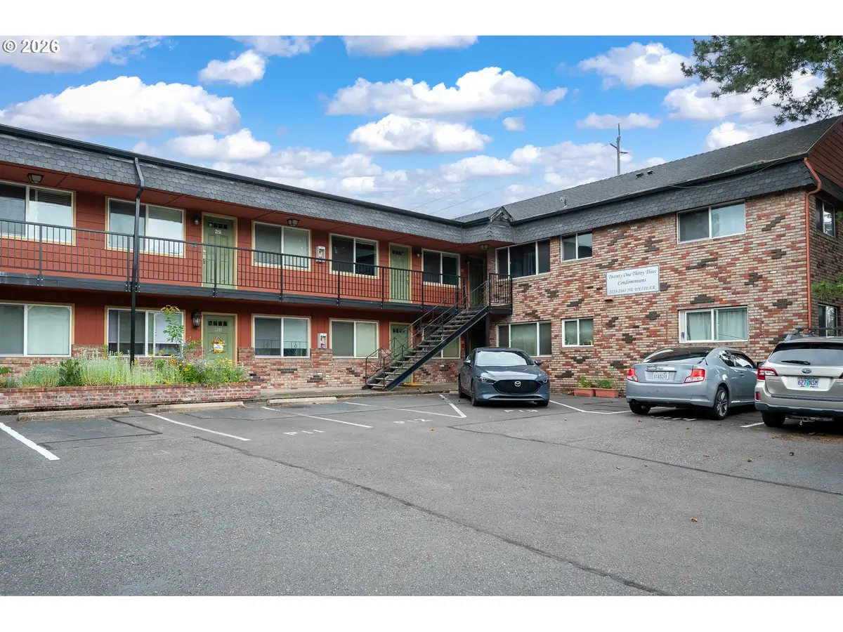 2155 NE Weidler St, Portland, OR 97232 - #1