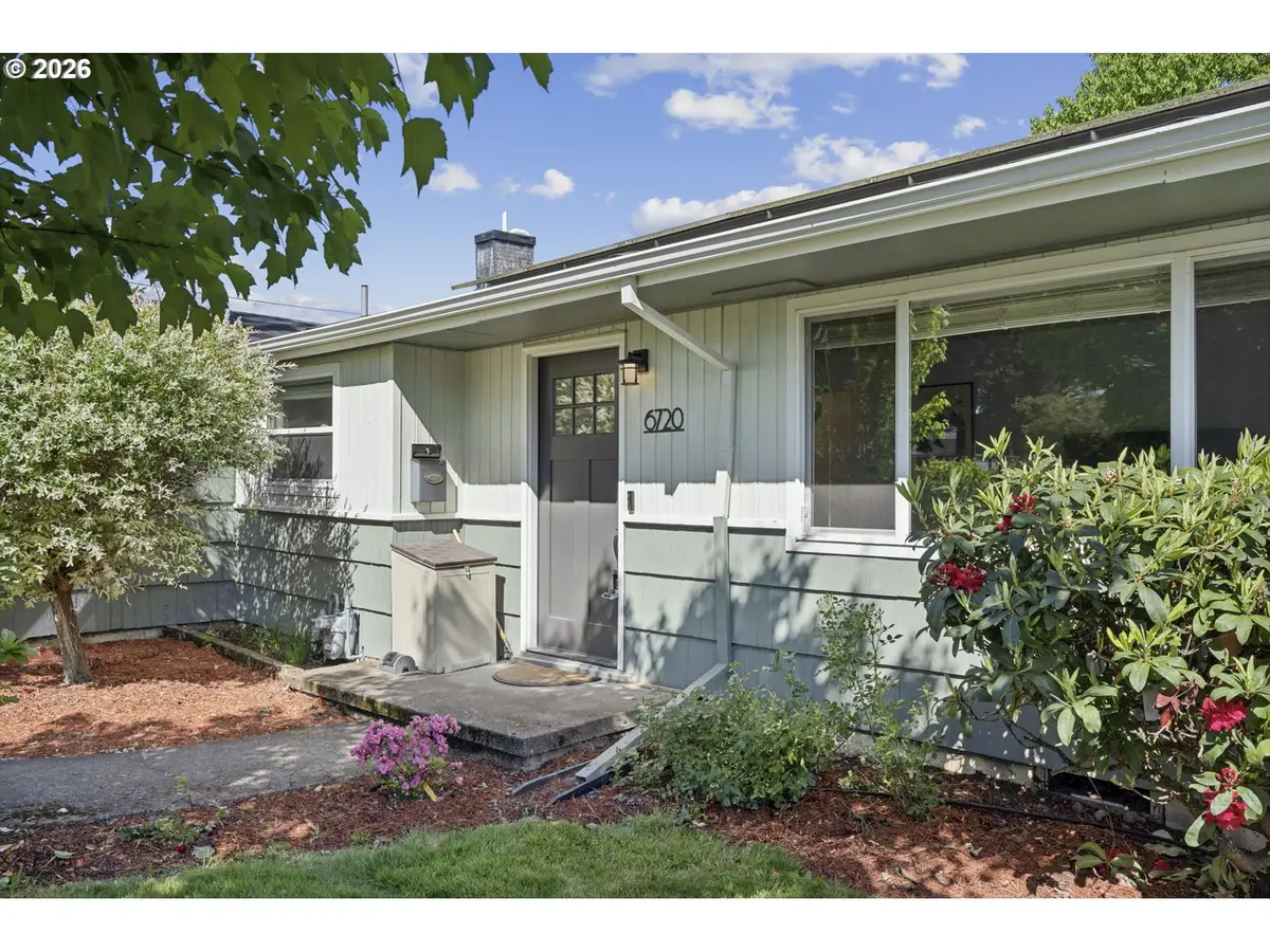 6720 SE 84th Ave, Portland, OR 97266 - #1