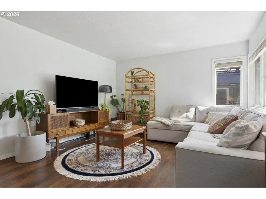 6720 SE 84th Ave, Portland, OR 97266 - #3