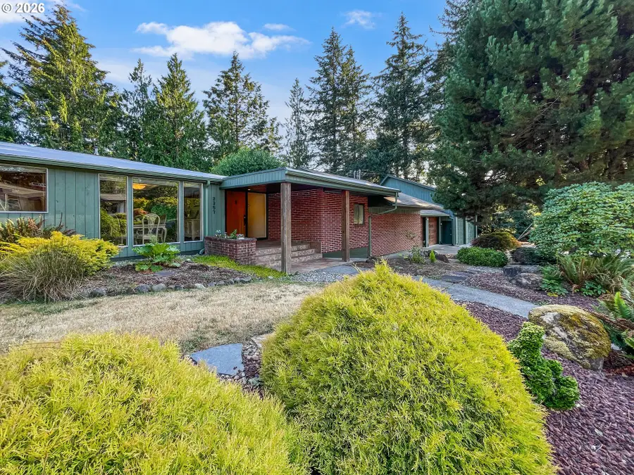 2357 Cascade Way, Longview, WA 98632 - #2
