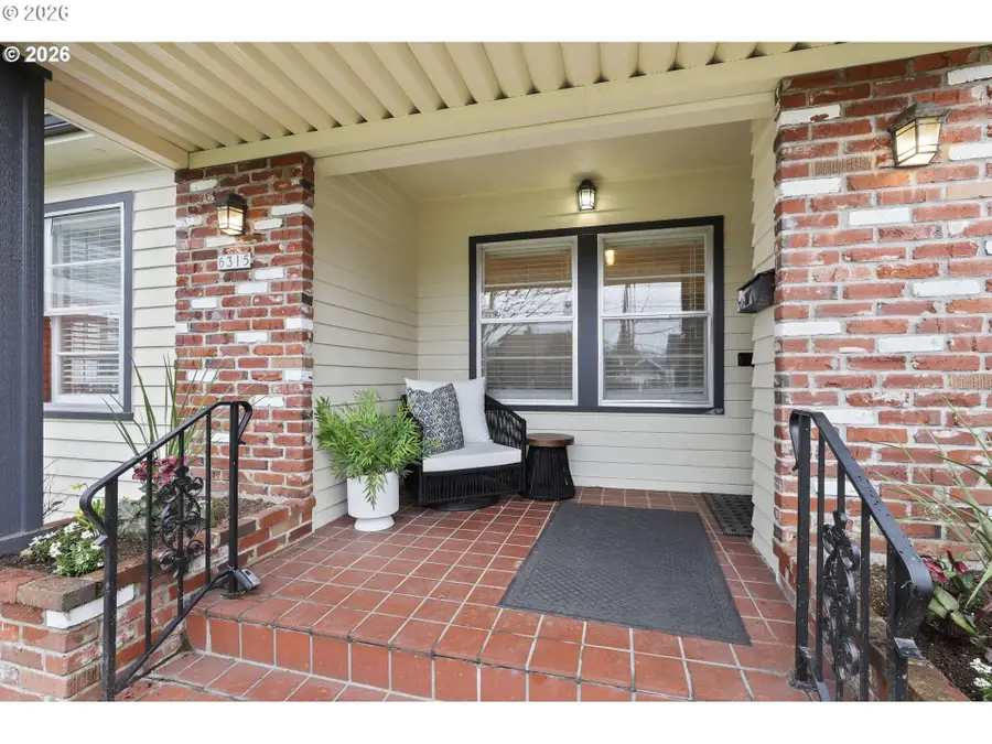 Address Withheld By Seller, Portland, OR 97211 - #2