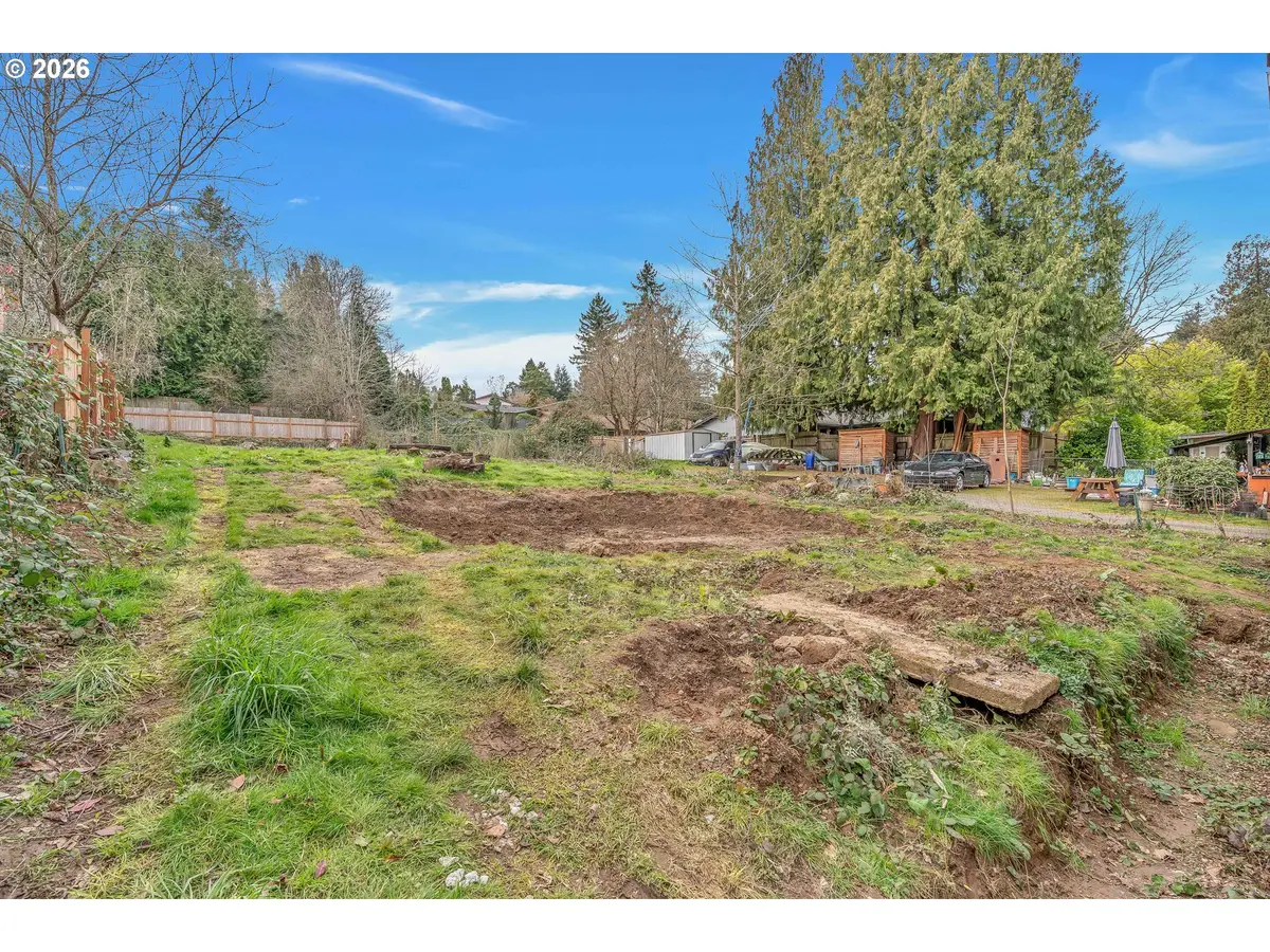 15412 NE Halsey St, Portland, OR 97230 - #1