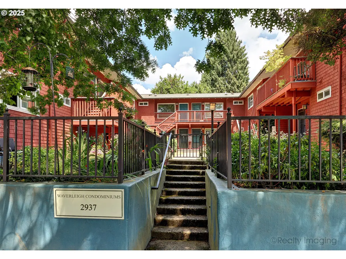 2937 SE Waverleigh Blvd #6, Portland, OR 97202 - Image #1