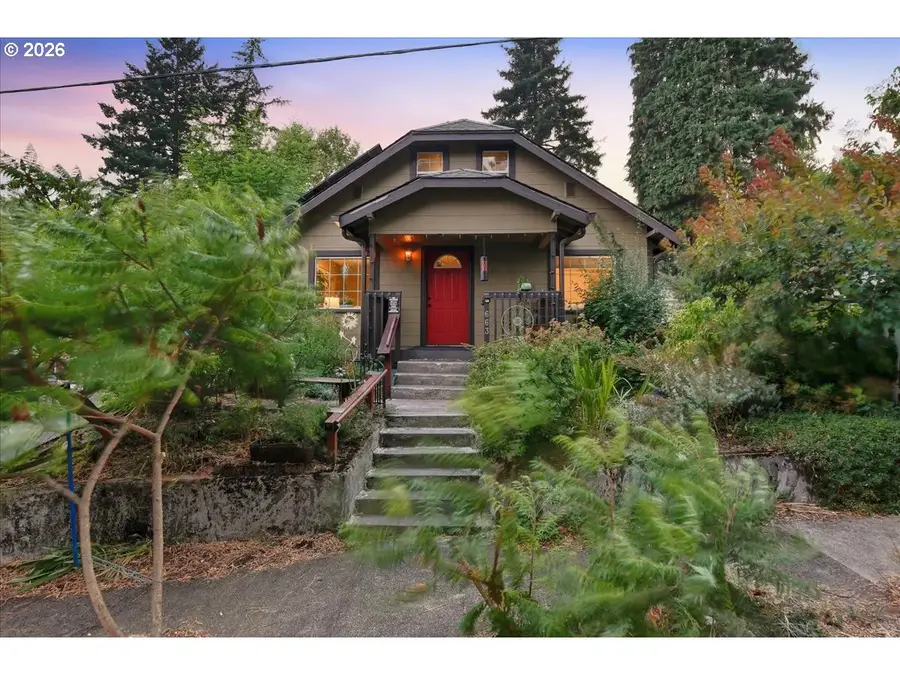 663 SW Utah St, Camas, WA 98607 - #3