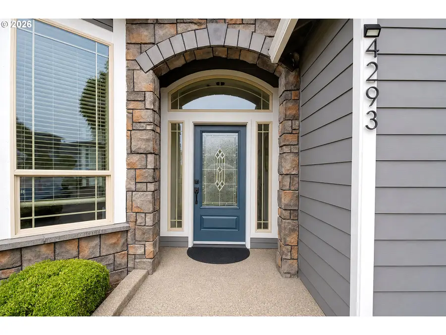 4293 M Dr, Washougal, WA 98671 - #2