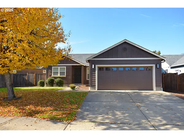 1021 S 1st St, CottageGrove, OR 97424