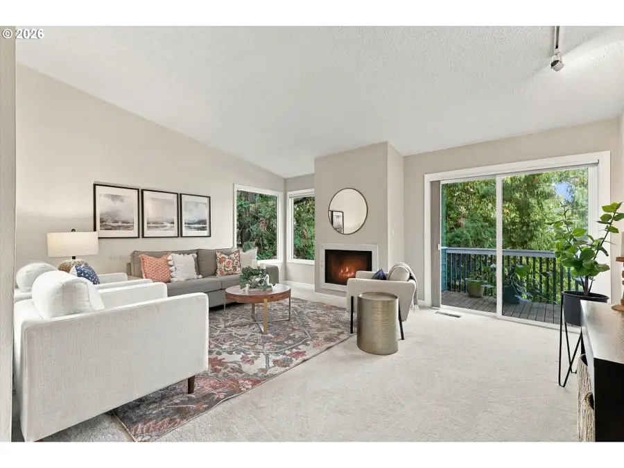 4816 SW Caldew St, Portland, OR 97219 - #2