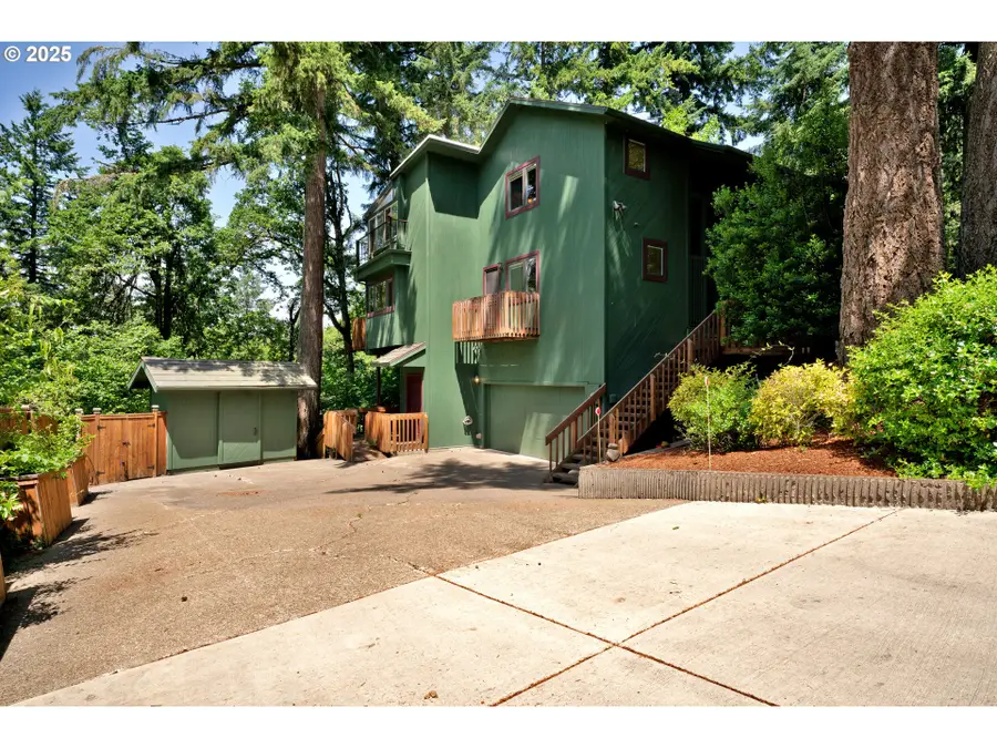 3574 Spring Blvd, Eugene, OR 97405 - Image #2