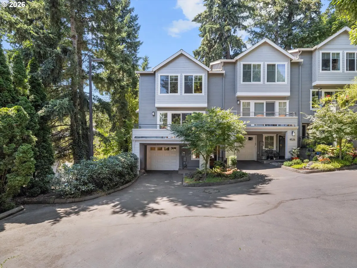 4528 Lower Dr, Lake Oswego, OR 97035 - #1