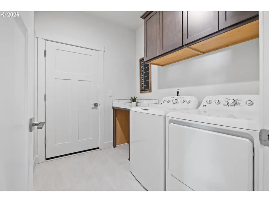 833 E Autumn Ave, Hermiston, OR 97838 - Image #2