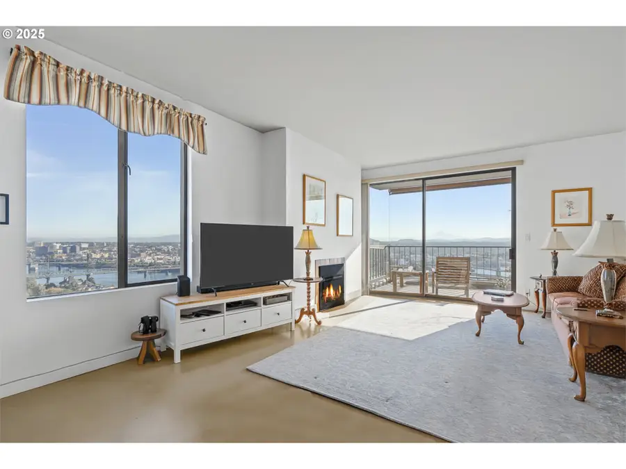 2221 SW 1st Ave #2122, Portland, OR 97201 - Image #2