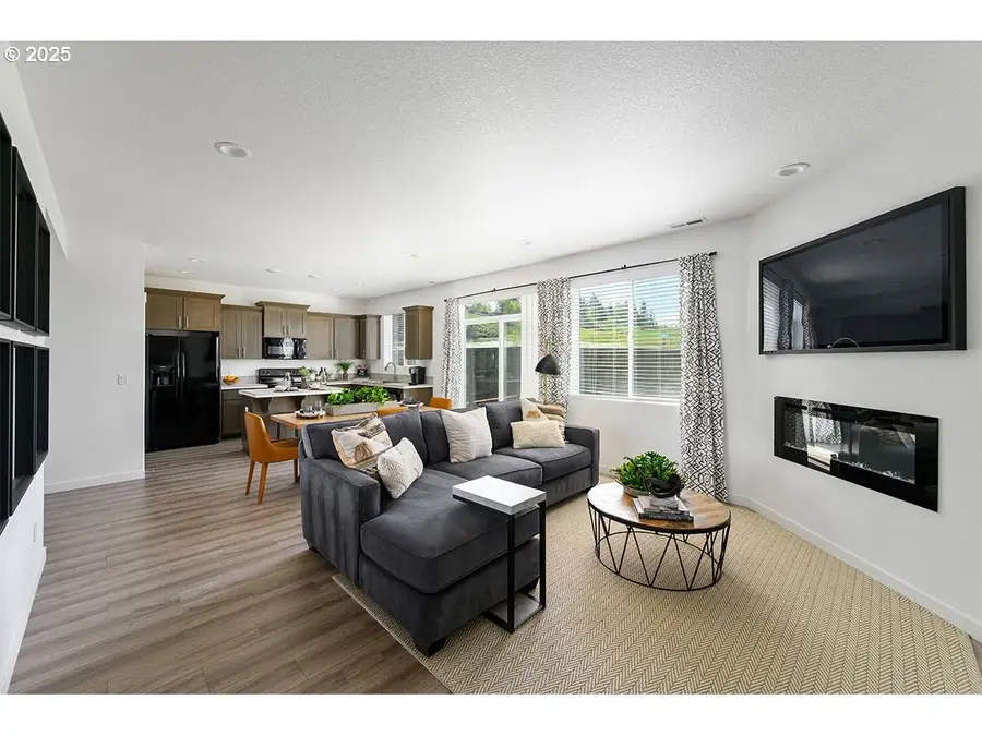 1016 NE Alderwood Dr, Estacada, OR 97023 - Image #3