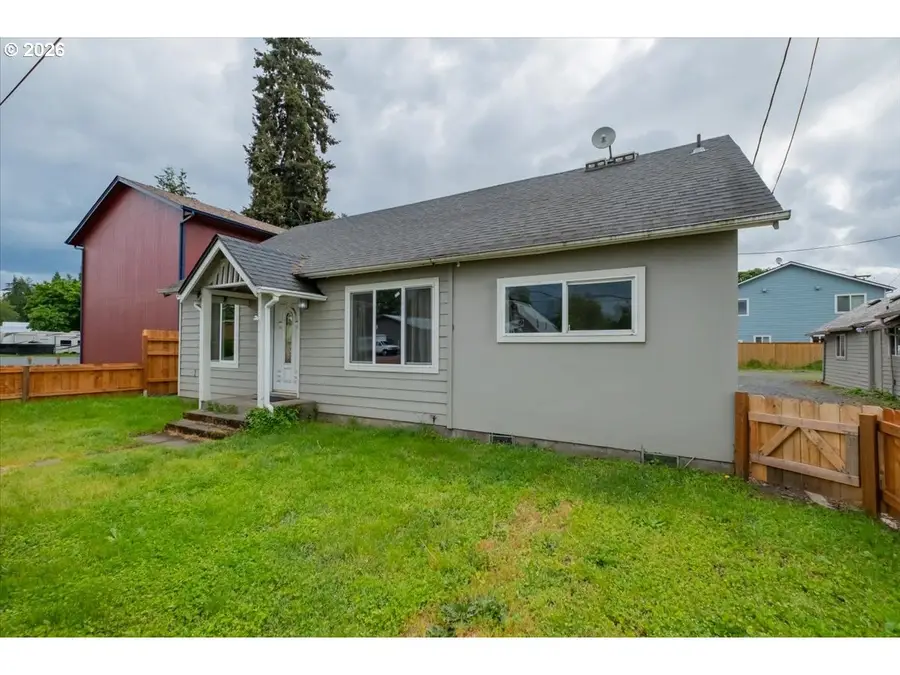 2215 Main St, Sweet Home, OR 97386 - #3