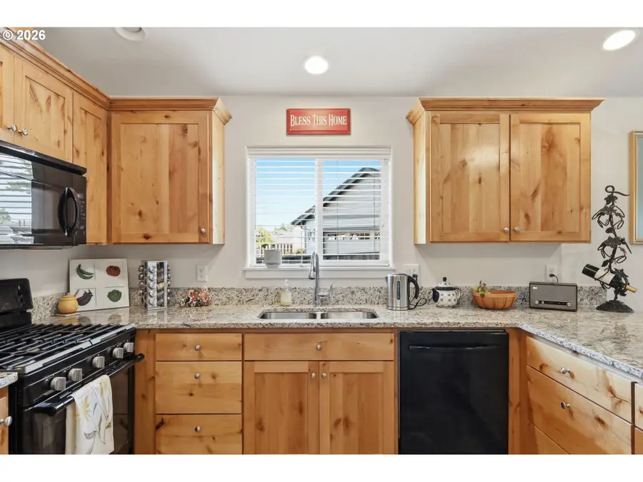 1824 SE 26th Pl, Albany, OR 97322 - #3