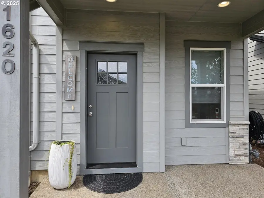 1620 SE Barberry Ave, Dallas, OR 97338 - Image #2