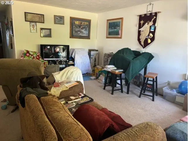 204 3rd St, La Grande, OR 97850 - Image #2