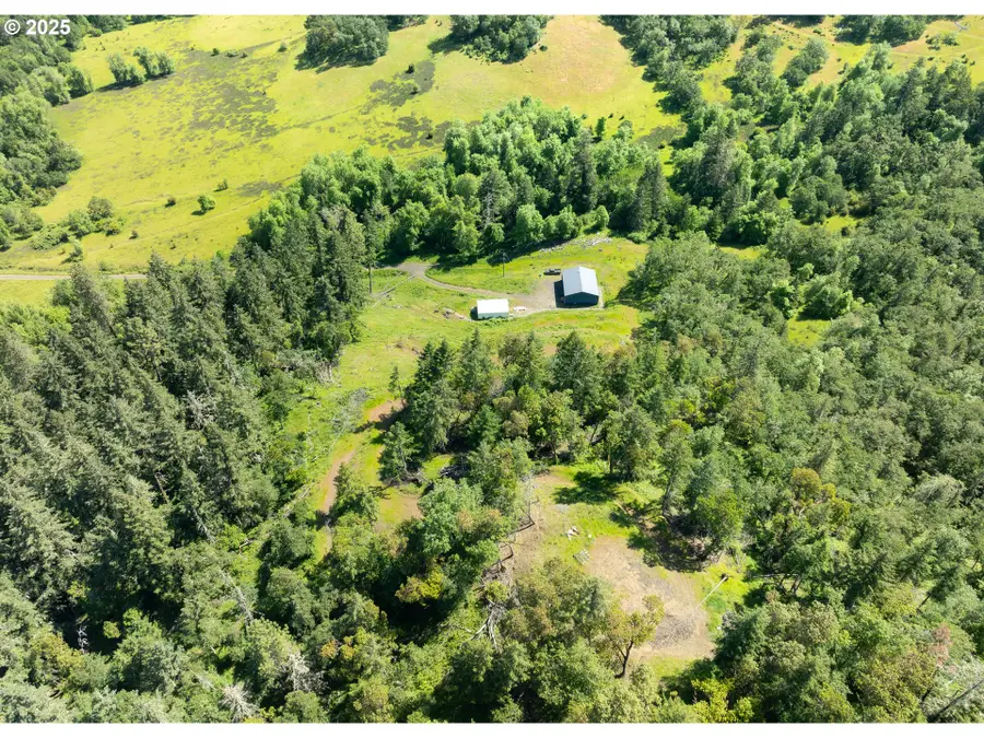 1755 NE Newton Creek Dr, Roseburg, OR 97470 - Image #3