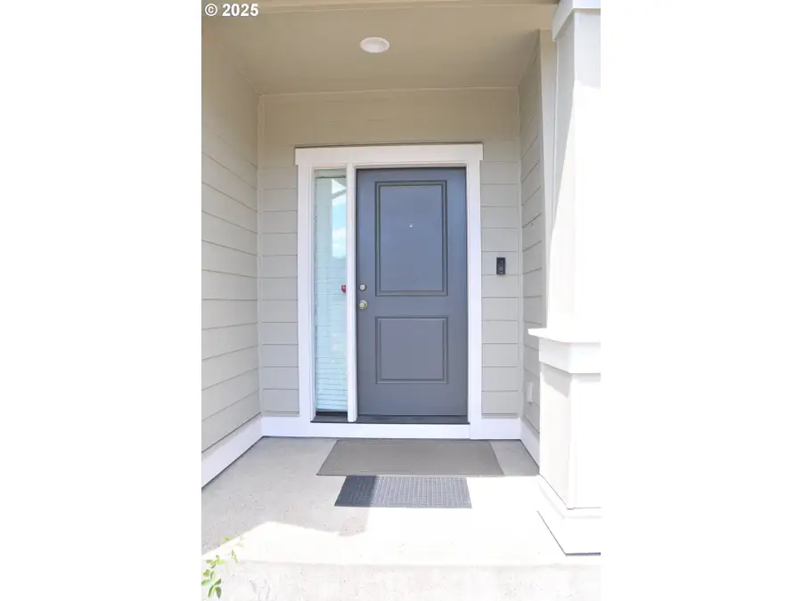 17483 SE Acadia St, Damascus, OR 97089 - Image #2