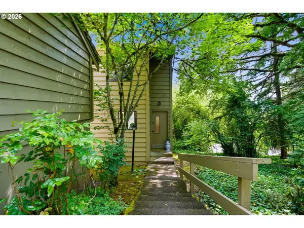 358 Cervantes Cir, LakeOswego, OR 97035