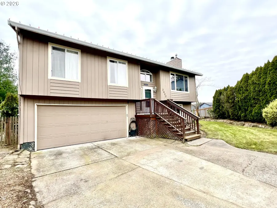 2632 NE 7th Ct, Gresham, OR 97030 - #2