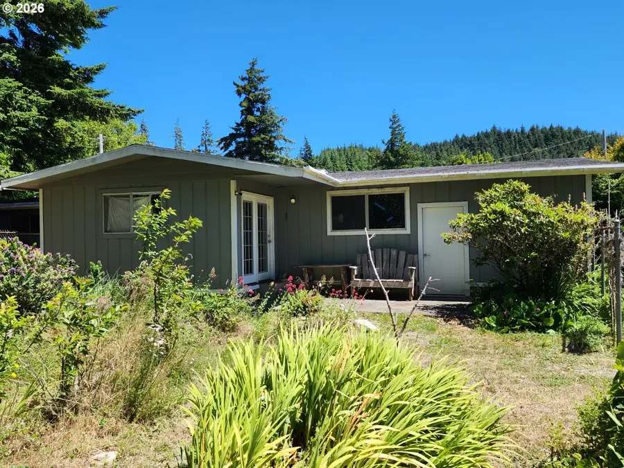 2537 Port Orford Loop, Port Orford, OR 97465 - #3