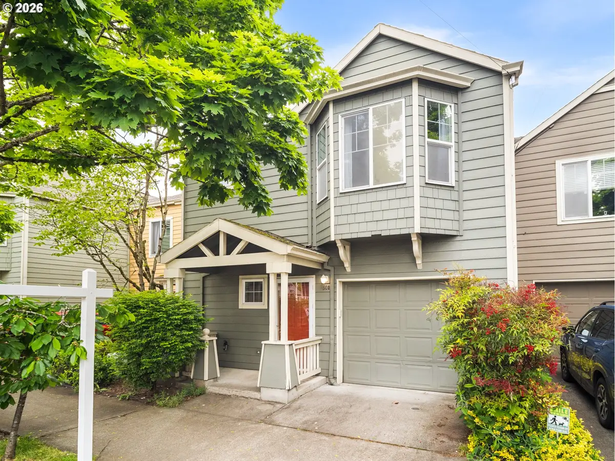 601 NE Russell St, Portland, OR 97212 - #1