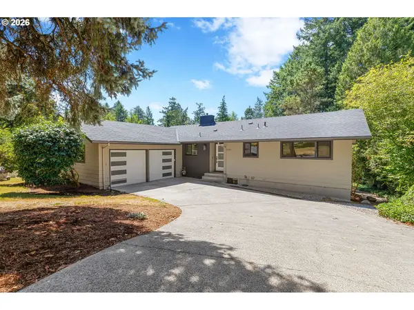 8560 SW Gayle Ln, Portland, OR 97225
