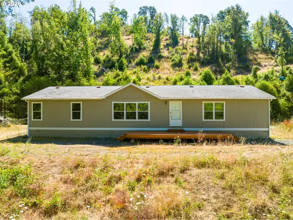 20191 Highway 42, MyrtlePoint, OR 97458