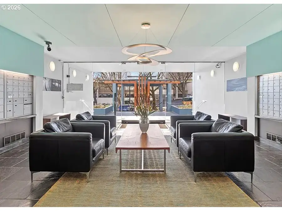 111 SW Harrison St #4F, Portland, OR 97201 - #3