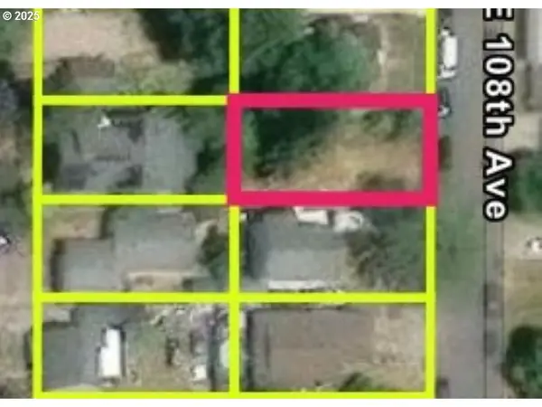 NE 108th Ave, Portland, OR 97220