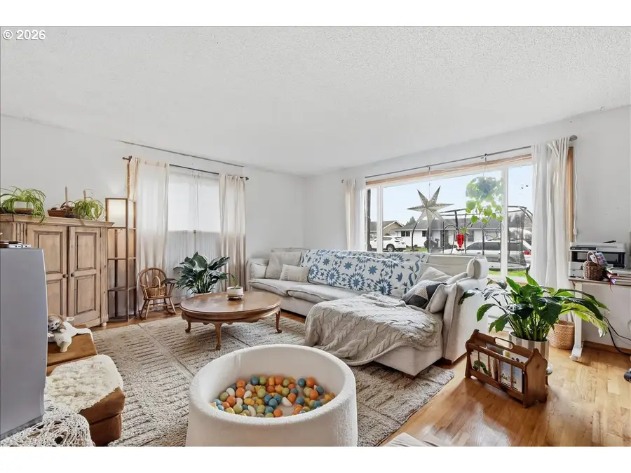 2249 36th Ave, Longview, WA 98632 - #3