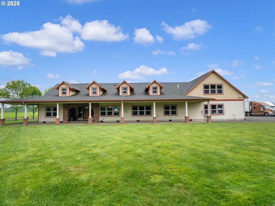 19601 Boones Ferry Rd Ne, Hubbard, OR 97032 - Image #2