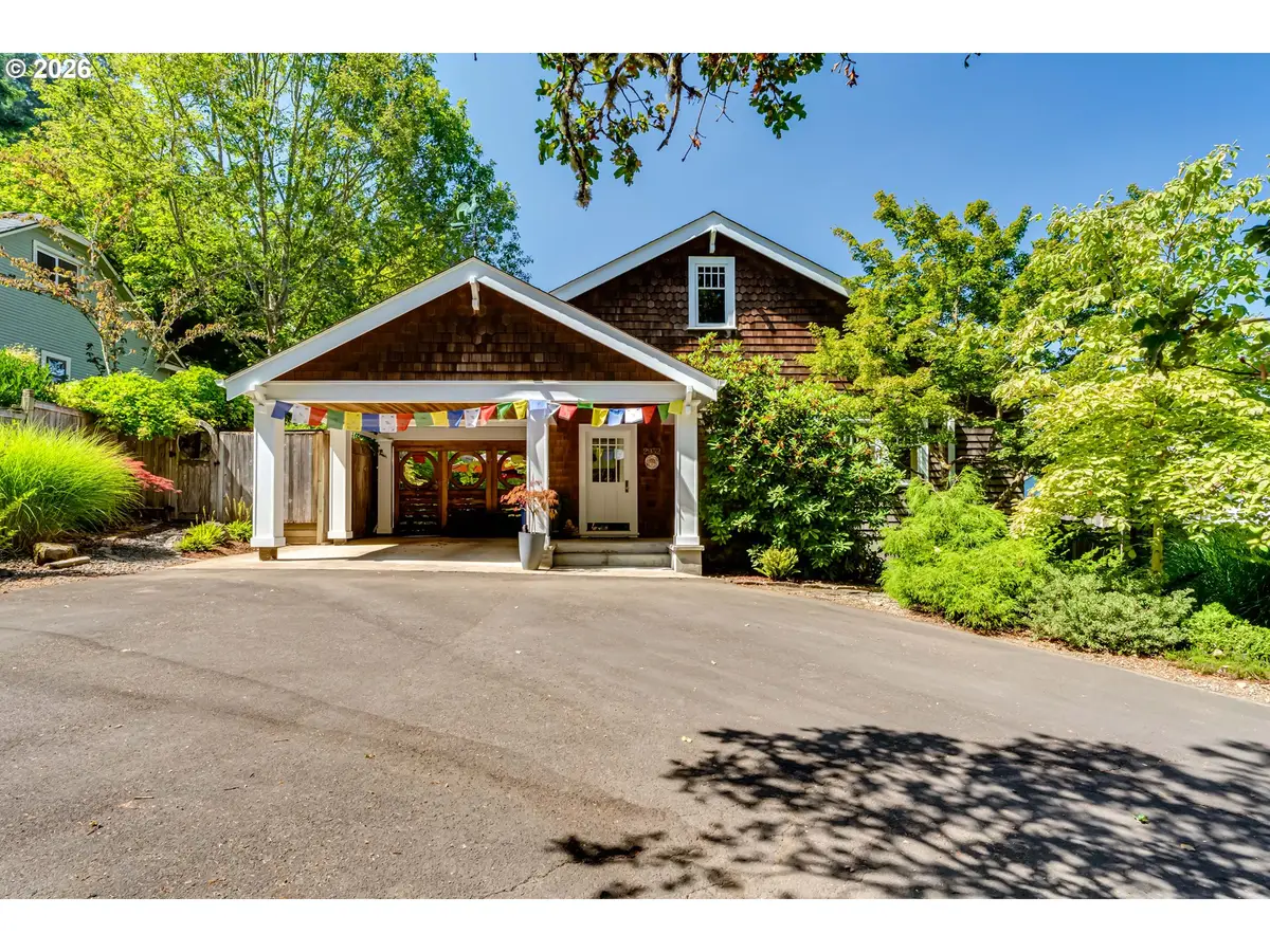 2932 Friendly St, Eugene, OR 97405 - #1