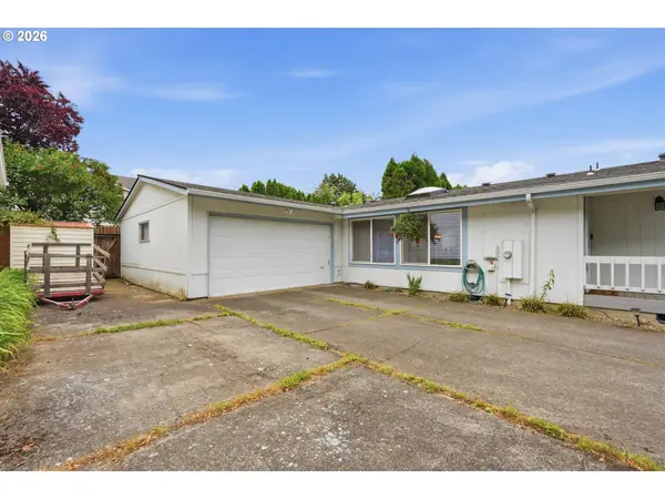 1494 SE Maple Loop, Gresham, OR 97080