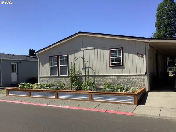 1111 SE 3rd Ave #55, Canby, OR 97013