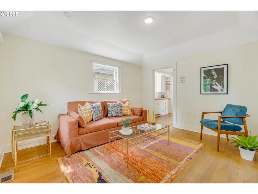 6351 NE 34th Ave, Portland, OR 97211 - #2