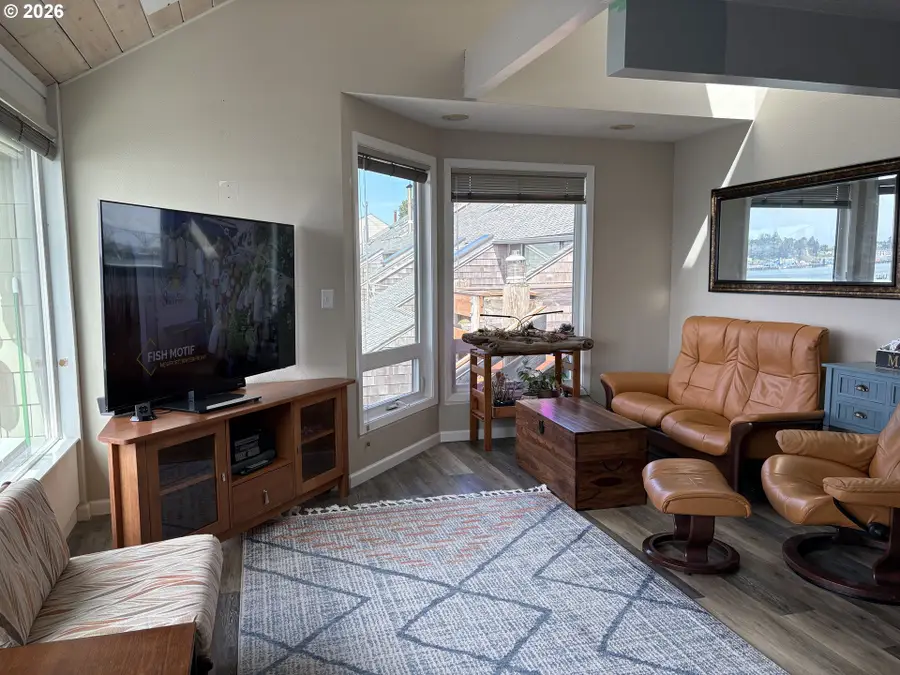 1000 SE Bay Blvd #239, Newport, OR 97365 - #3