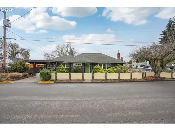 330 NW 14th St, McMinnville, OR 97128