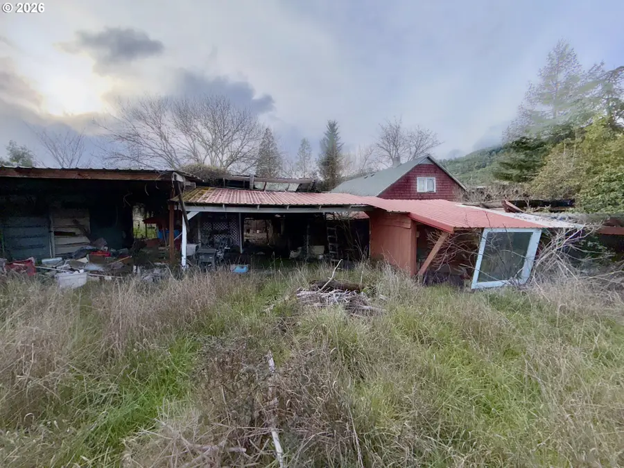 3800 Happy Valley Rd, Roseburg, OR 97471 - #2