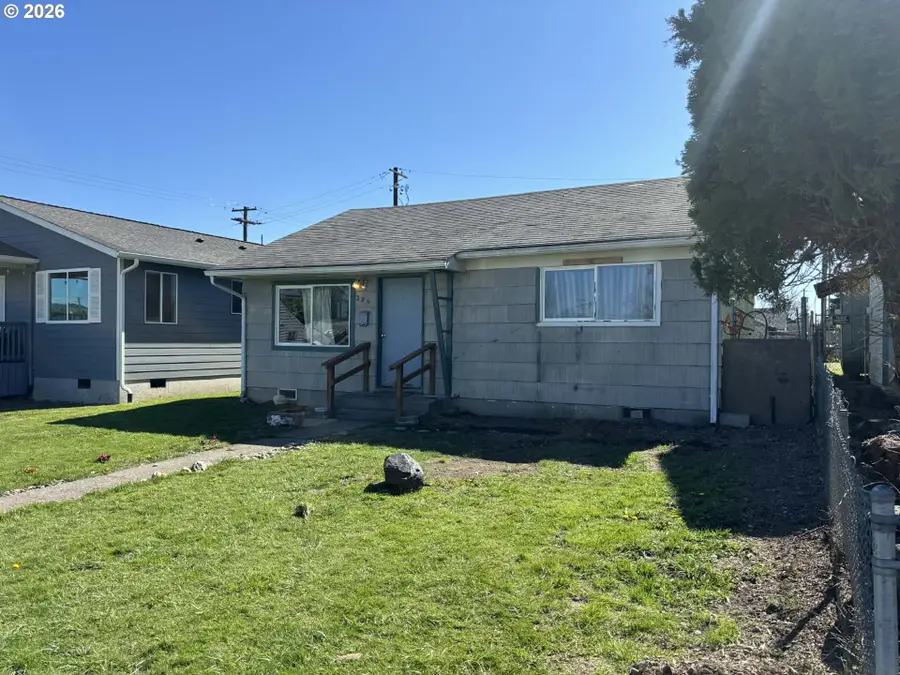 286 26th Ave, Longview, WA 98632 - #2