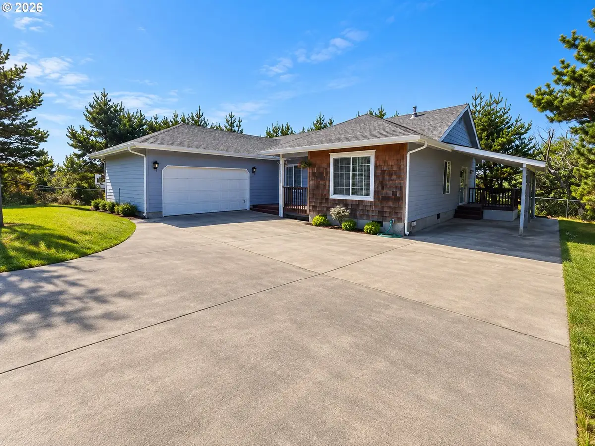 31205 I St, Long Beach North Beach Peninsula, WA 98640 - #1